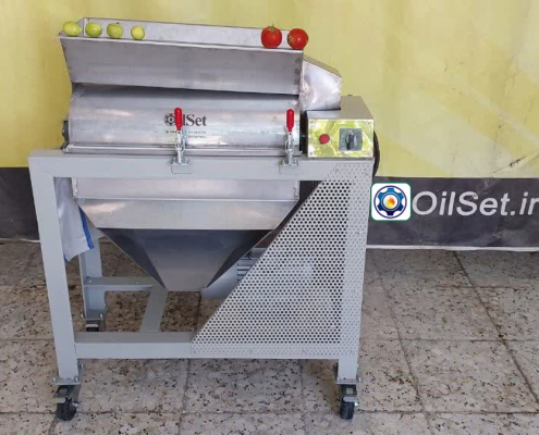 دستگاه آب گوجه